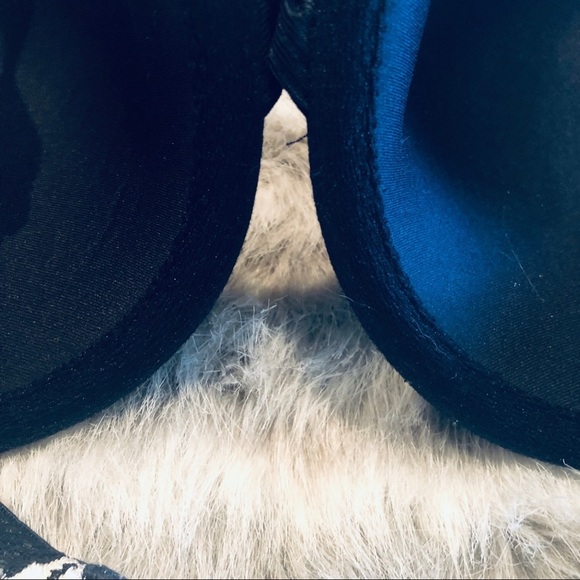 Wacoal Embrace Lace push up bra - Picture 3 of 4